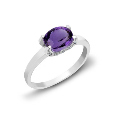 18ct White Gold Diamond And Amethyst Ring