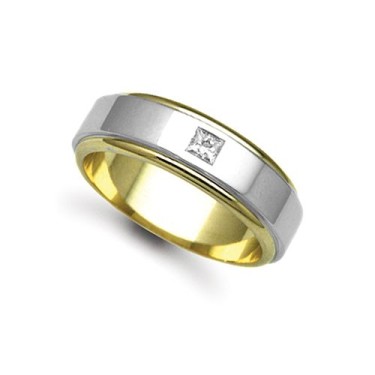 18ct Gold 2 Colour Diamond Rubover set Wedding Ring 7mm